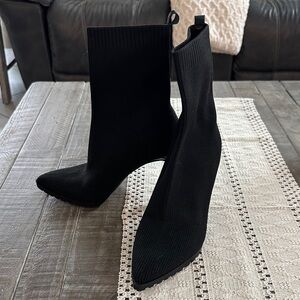 Mix No. 6 Black Ribbed Sock Booties with Pointed Toe